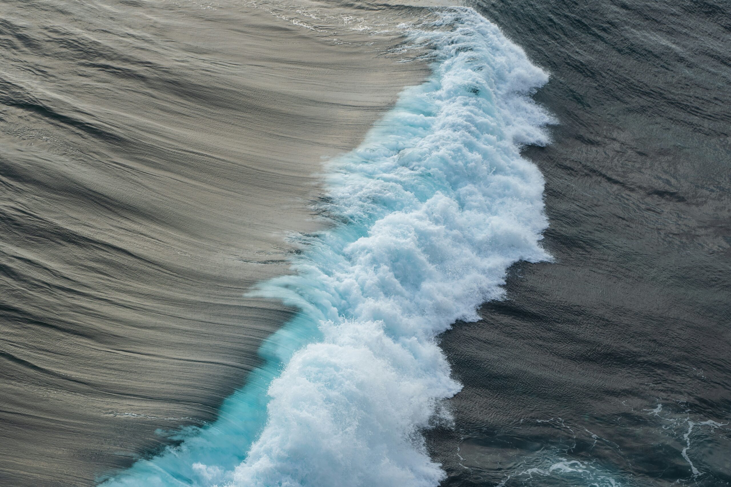 The Science Behind Tidal Energy: Harnessing the Power of the Oceans